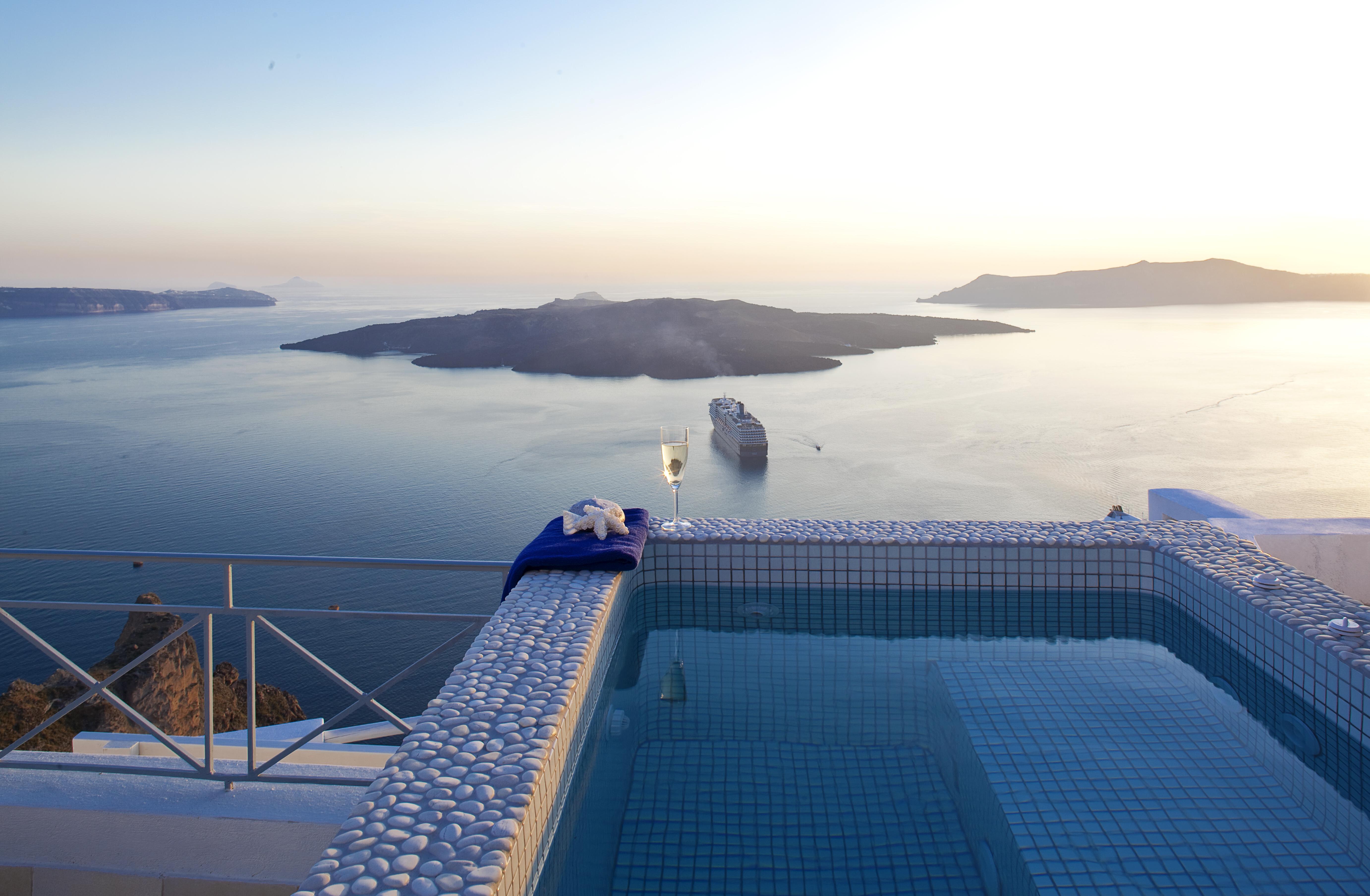 Adamant Suites (Adults Only) Fira  Luaran gambar